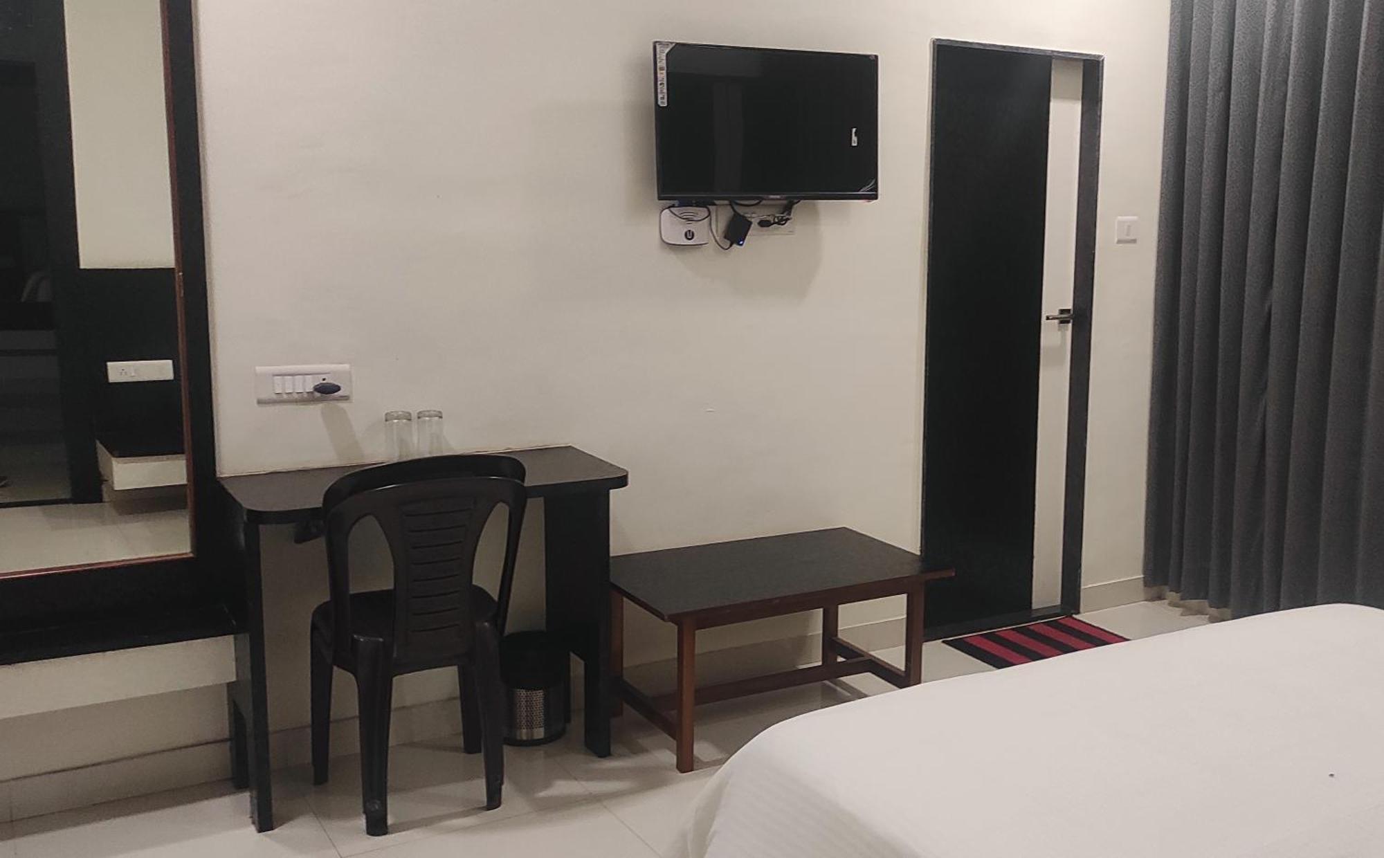 Hotel Matruchhaya - Near Lonavala Market Railway And Bus Station 외부 사진